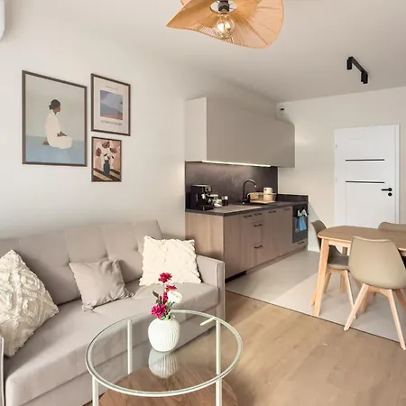 Legnicka 18 A Appartement *